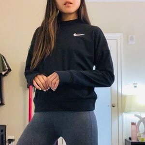 Nike Dri-Fit Pullover
